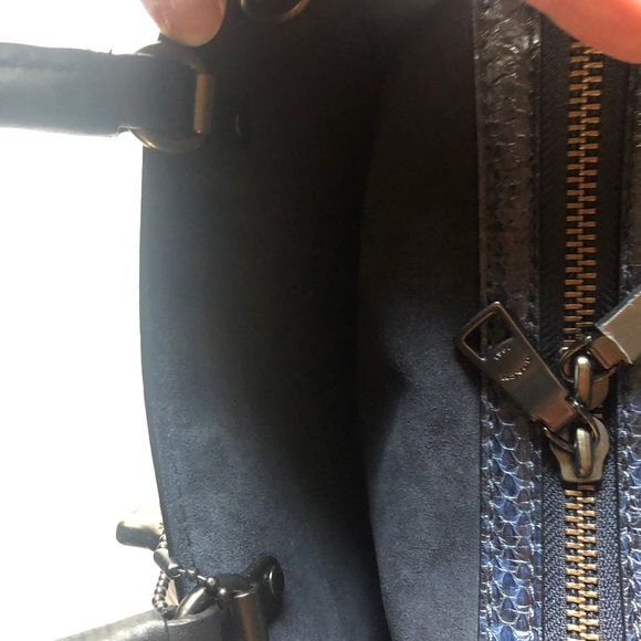 💎 Gorgeous Coach Snakeskin Metallic Rogue 25 - Picture 11 of 13